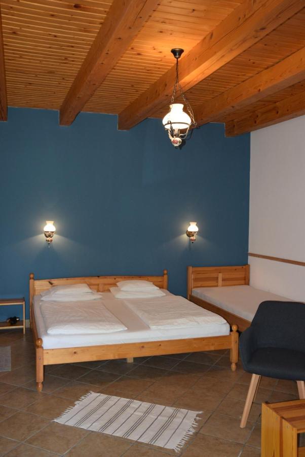 Nyitott Kapu Vendeghaz Hotell Felsőtárkány Exteriör bild